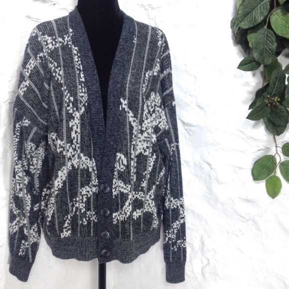 Vintage Sweaters - Vintage grandpa sweater grey print v neck cardigan